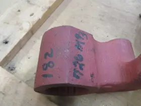 182726m93 Massey Ferguson 165 Arm-cylinder Connecting #182726m93 Used Good Condition