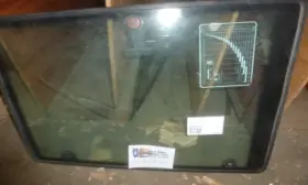 82029320 New Holland Glass Assy-cab Rh 82029320 New Holland Glass Assy-cab Rh