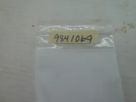 Nhb64-2 New Holland 9841069 - Clip