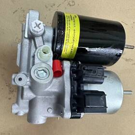 Torquezone-auto-parts 47070-52020 Abs Brake Booster Pump Assy For 2012-2019 Toyota Prius C Nhp10 1.5l