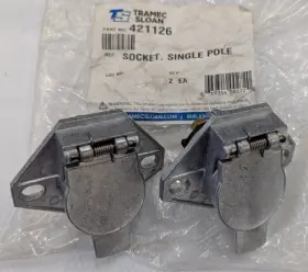Zst421126 Tramec 2- Pieces 421126 Sloan Truck Nose Box Single Pole Power Supply Zst421126 Tramec 2- Pieces 421126 Sloan Truck Nose Box Single Pole Power Supply