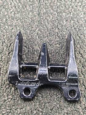 Twinguard Arn398n Forged Steel Counter-cutting Finger Blunt Point Knife Guard