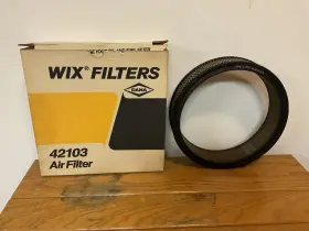 42103 Wix Air Filter New Old Stock Free Shipping
