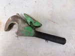 Jds F2820R Top Link Hook W/ball John Deere 520 530 620 630 720 Oem Used. Price: $150.00.