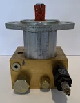 Eaton Vickers Mcd 7965 Hydraulic Fan Motor Pump Concentric Usa New Old Stock. Price: $275.83.