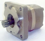 New Char-lynn Hydraulic Travel Motor Fits Bobcat Part # 6567421. Price: $1435.37.